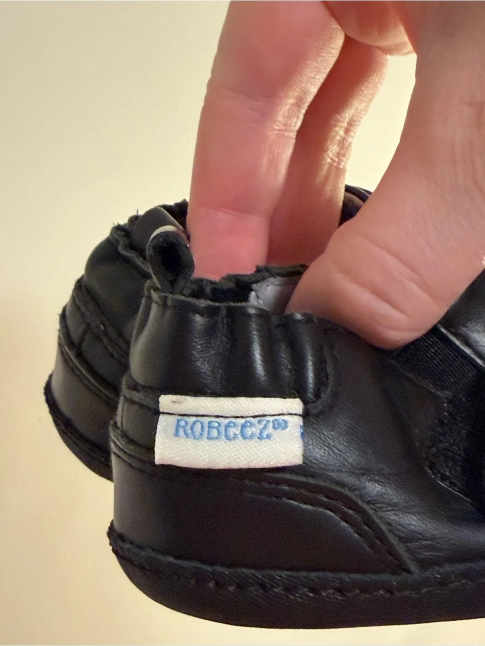 Robeez- Classic Black Kids Leather Soft Bottom Shoes- Size 3
